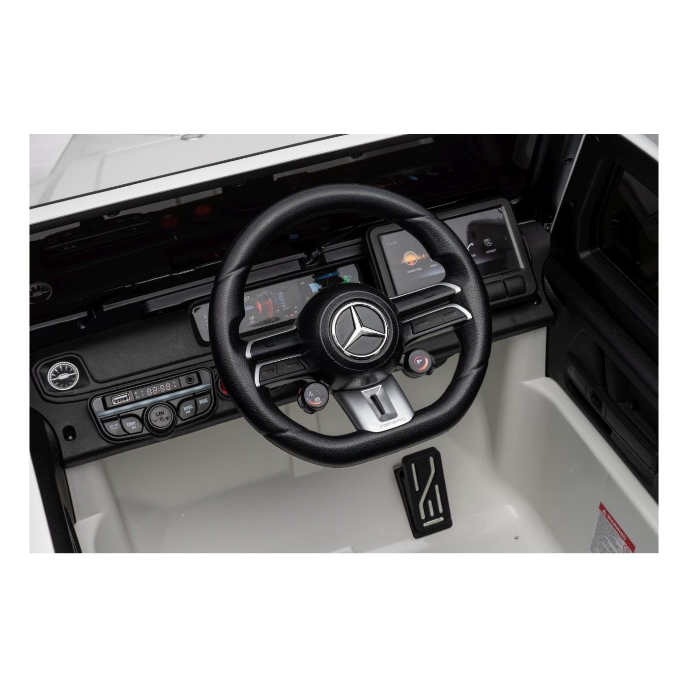 Mercedes G63 AMG biele vozidlo