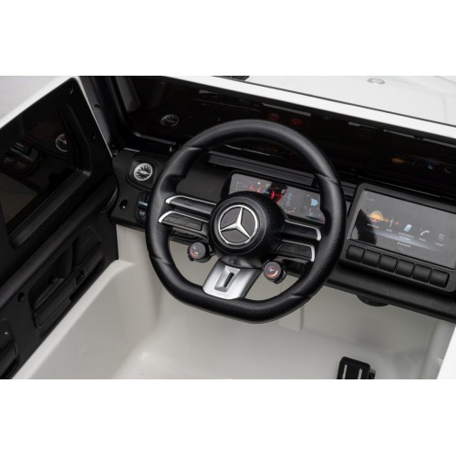 Mercedes G63 AMG biele vozidlo