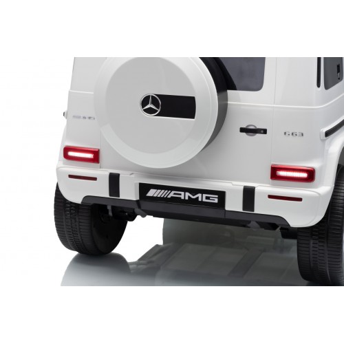 Mercedes G63 AMG biele vozidlo