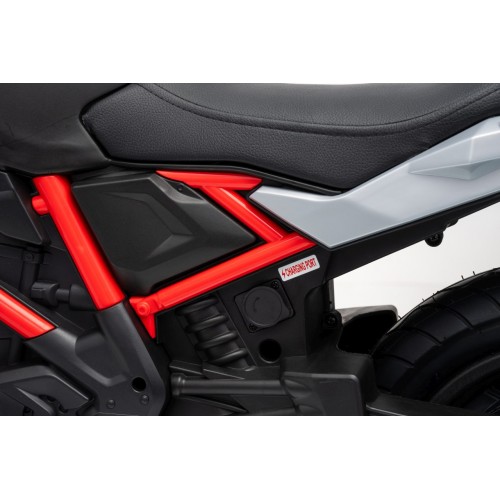 Motor vozidla BMW G310GS šampanské