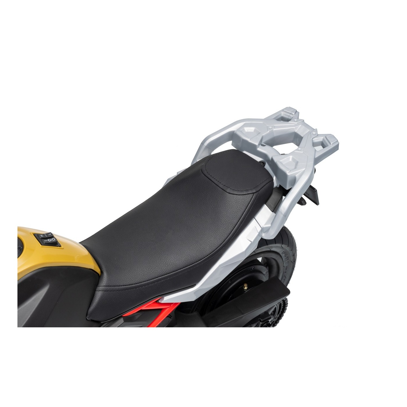 Motor vozidla BMW G310GS šampanské