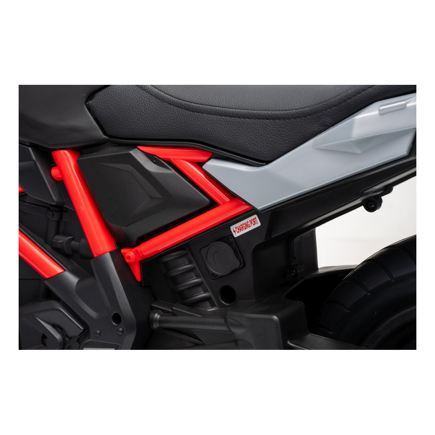 Motor vozidla BMW G310GS Červený