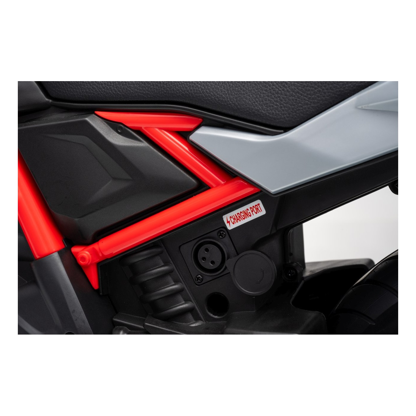 Motor vozidla BMW G310GS Červený