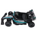 Vozidlo AMG PETRONAS F1 Čierne pretekárske auto