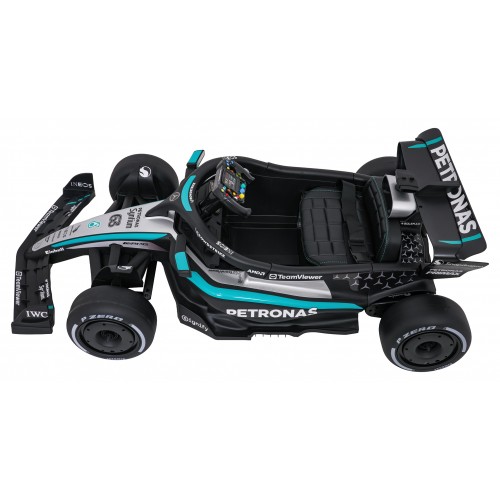 Vozidlo AMG PETRONAS F1 Čierne pretekárske auto