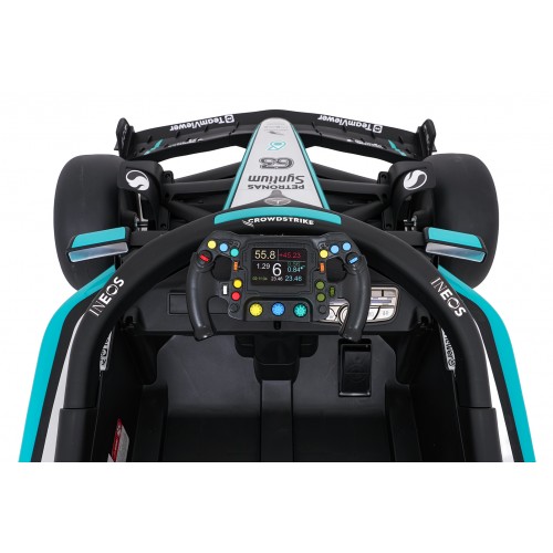 Vozidlo AMG PETRONAS F1 Čierne pretekárske auto