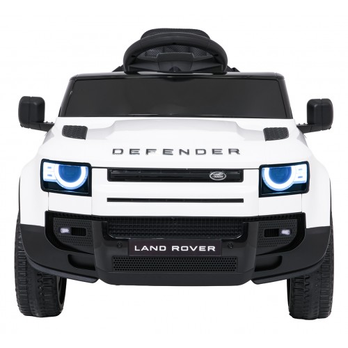 Land Rover Defender biele vozidlo