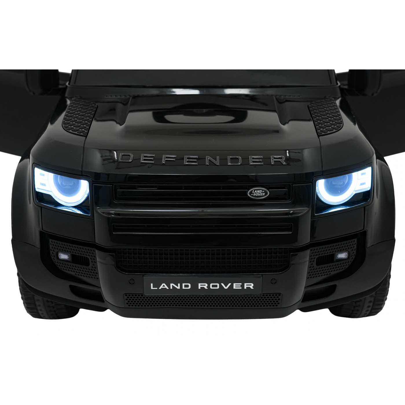 Land Rover Defender čierny