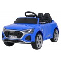 Modré vozidlo Audi SQ8