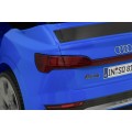 Modré vozidlo Audi SQ8