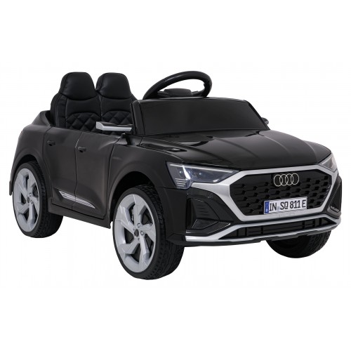 Čierne vozidlo Audi SQ8
