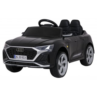 Čierne vozidlo Audi SQ8