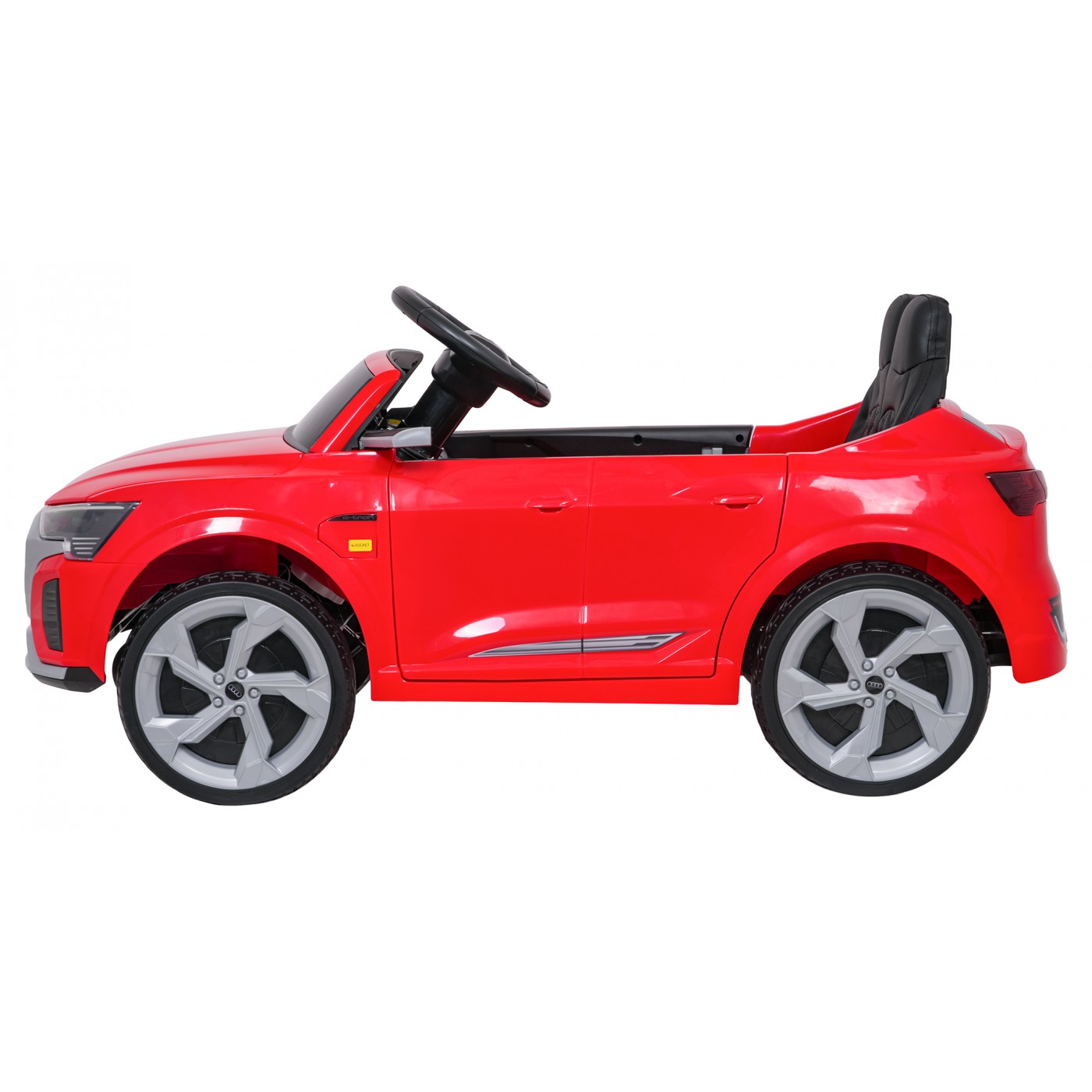 Audi SQ8 Červené vozidlo