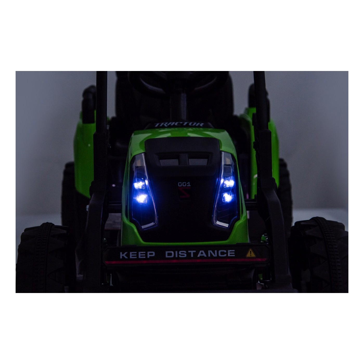 Traktor XT60 s prívesom zelený
