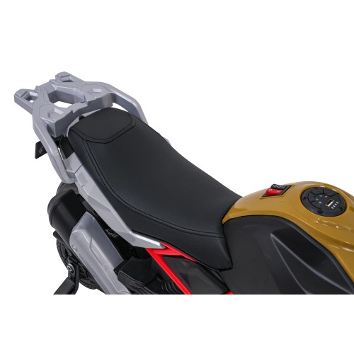 Motor vozidla BMW G310GS šampanské